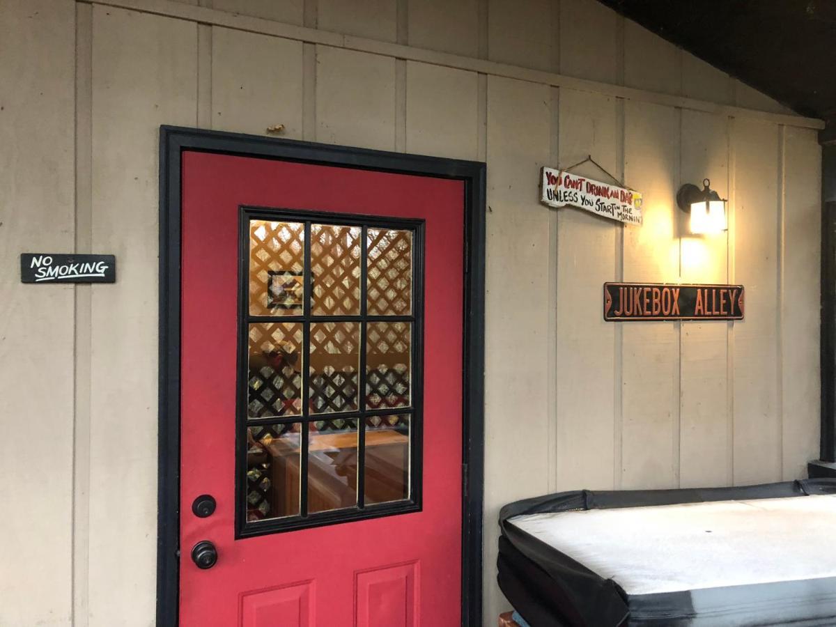 Mountain-Top Cabin Get-Away With Hot Tub And A View Sautee Nacoochee Dış mekan fotoğraf